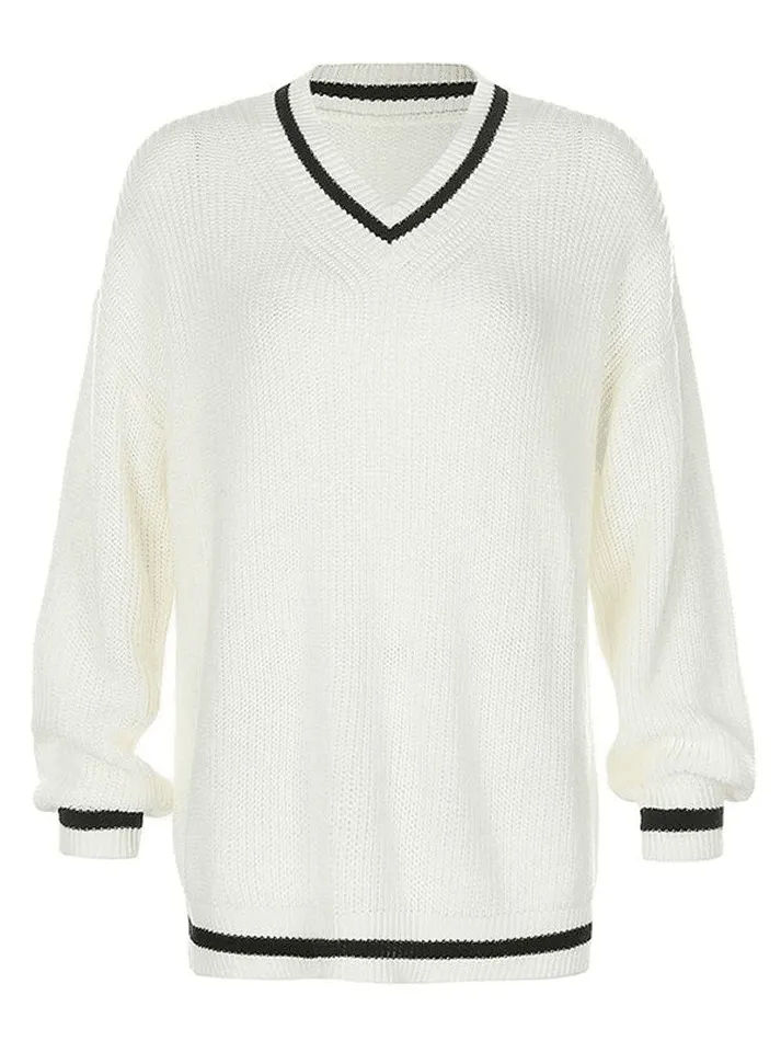 Contrasting Trim Vintage Sweater