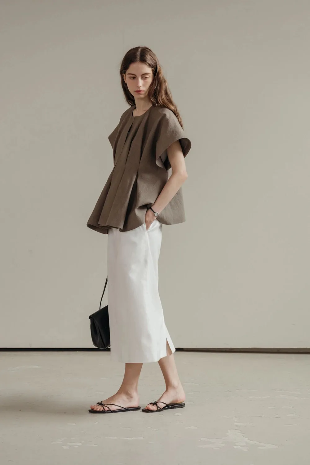 Pintuck Relaxed Fit Linen Vest