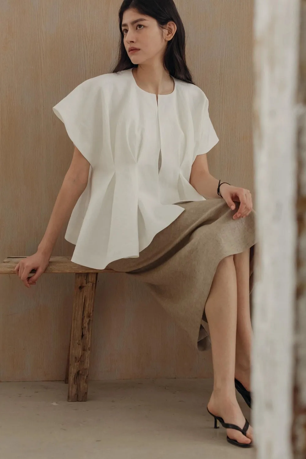 Pintuck Relaxed Fit Linen Vest