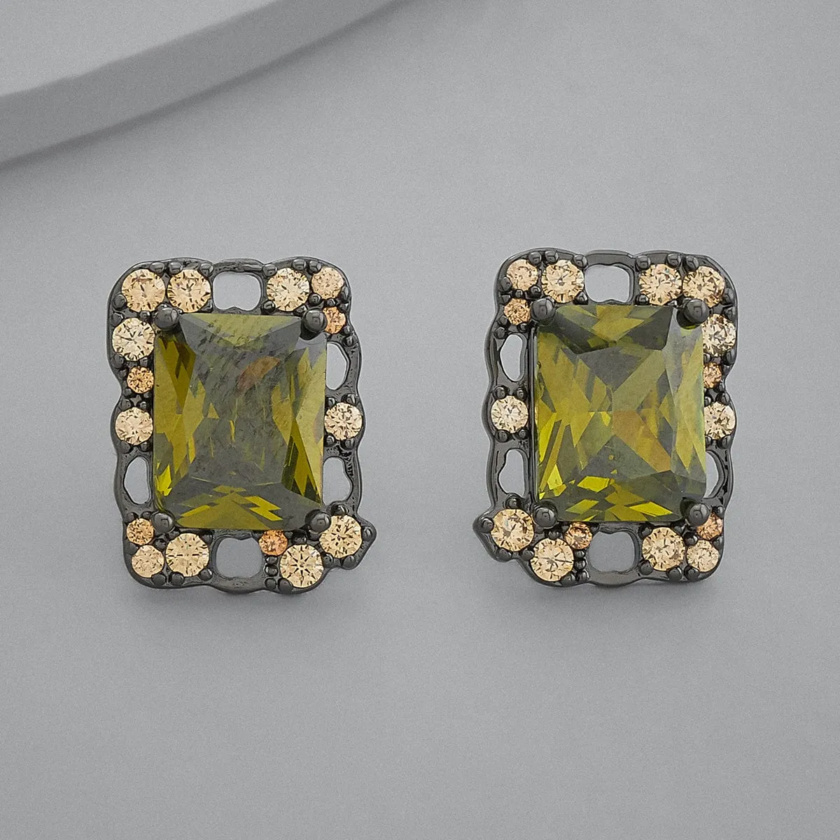 Trendy Earring 171661