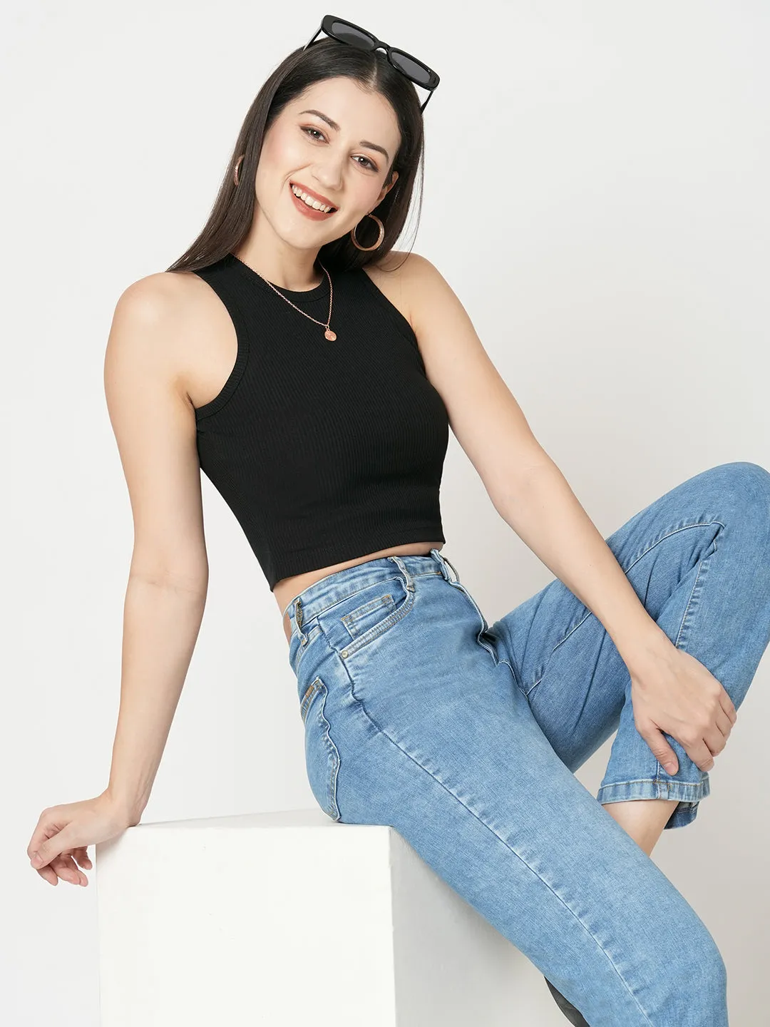 Women Slim Fit Black Solid Crop T-Shirt Rib