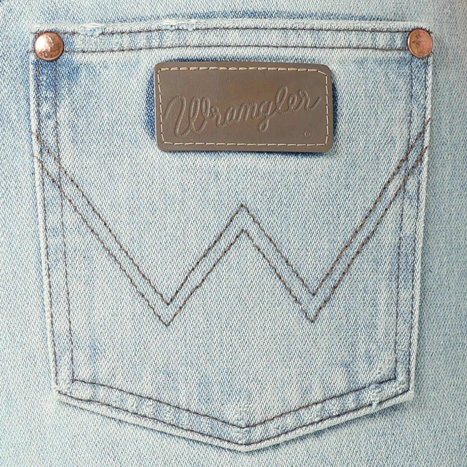 Wrangler Women's Cowboy Cut Slim Fit Jeans Distressed Vintage